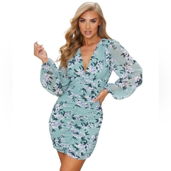 PrettyLittleThing Sage Green Floral Print Chiffon Ruched Long Sleeve Midi Dress - Picture 1 of 16